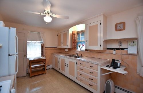 312 Nelson St, Providence RI  02908-2126 exterior