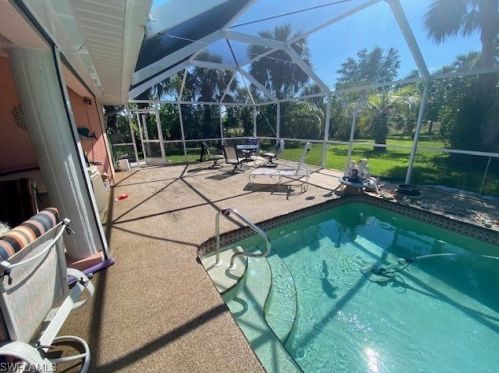 401 Hibiscus Ave, Lehigh Acres FL 33972-6906 exterior