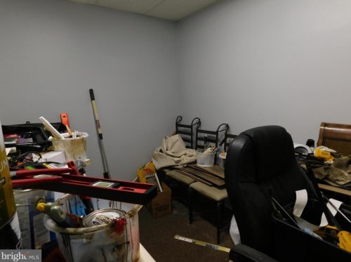 406 1 Ave, Parkesburg PA  19365-1238 exterior