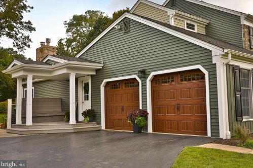 258 Aldrin Dr, Prospectville PA 19002-4101 exterior