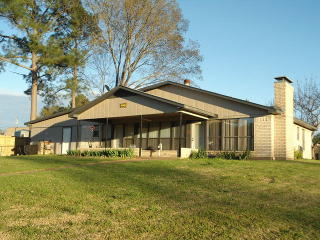 111 Rocking Chair Ranch Rd, Trinidad, TX 75163-4012