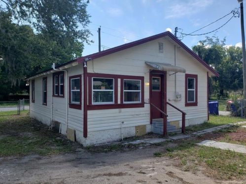 1300 Kettles Ave, Lakeland FL  33805-4343 exterior