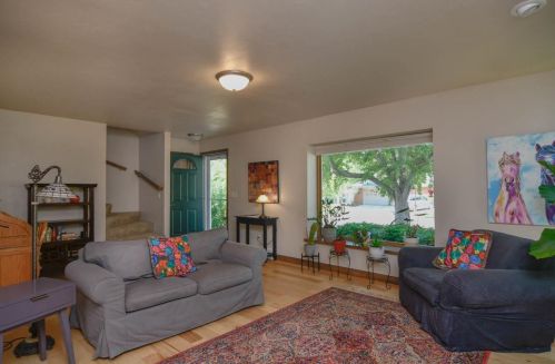 149 Pickard Cir, Green Bay, WI 54301-1937