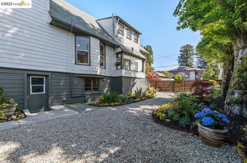 3012 Fulton St, Berkeley CA  94705-1805 exterior