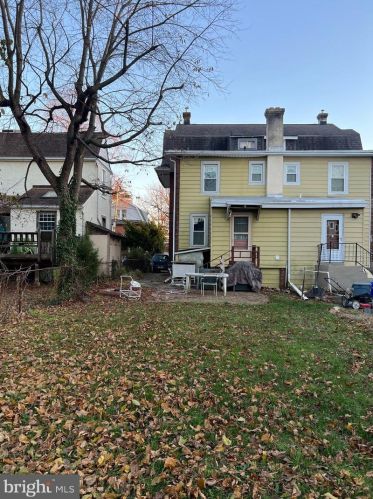 836 Cricket Ave, Ardmore, PA 19003-2035