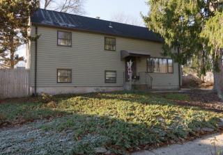 40 Fallon Dr, New Haven, CT 06514-2604