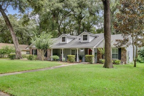 423 Burnt Tree Ln, Apopka, FL 32712-3930