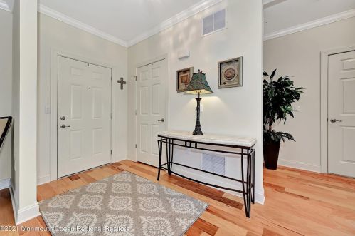105 Canterbury Ln, Morganville, NJ 07751-5200