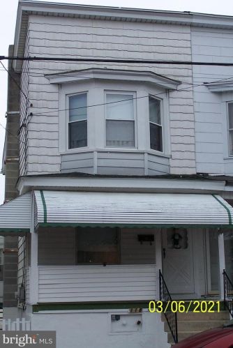 118 6th St, Coaldale, PA 18218-1117
