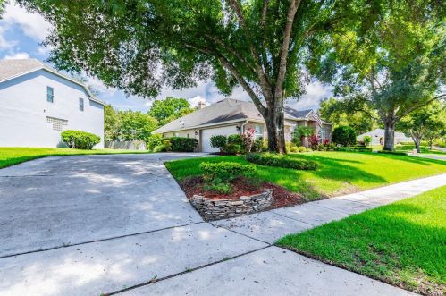 1434 Hidden Meadow Way, Apopka, FL 32712-2421
