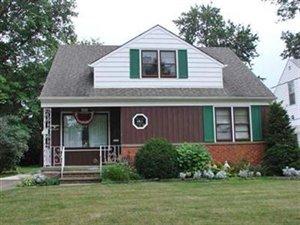25670 Farringdon Ave, Cleveland, OH 44132-1866