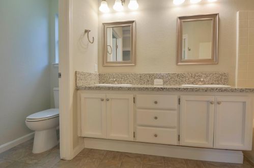 168 Driftwood Ct, Los Banos CA  93635-6302 exterior