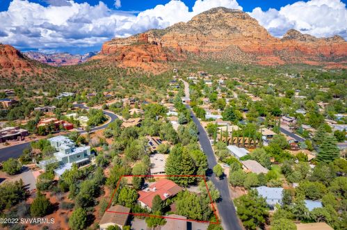 155 Stardust Ln, Sedona AZ 86336-3702 exterior