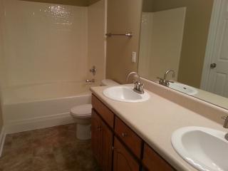 129 Harvest Ridge Dr, Inman SC  29349-9131 exterior