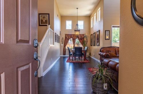 650 Verdun Ave, Hollister, CA 95023-6829