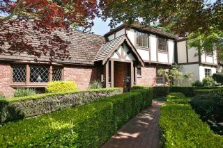 5300 Estates Dr, Oakland, CA 94618-2720