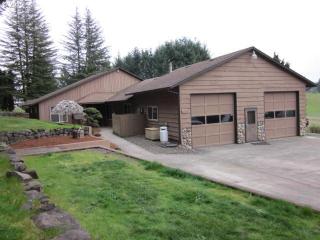 36220 Hauglum Rd, Sandy, OR 97055-7523