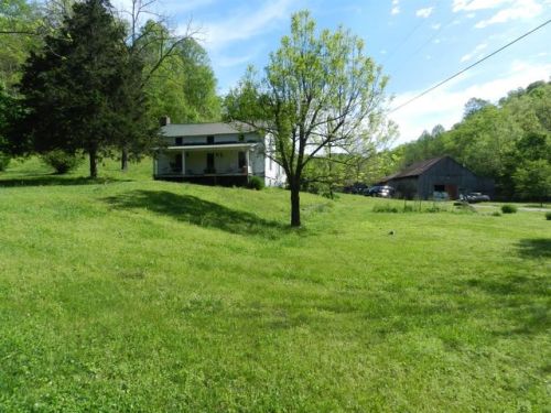 579 Wade Br, Waterview KY  42717 exterior