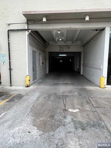 3817 Ventnor Ave, Atlantic City NJ  08401-5923 exterior