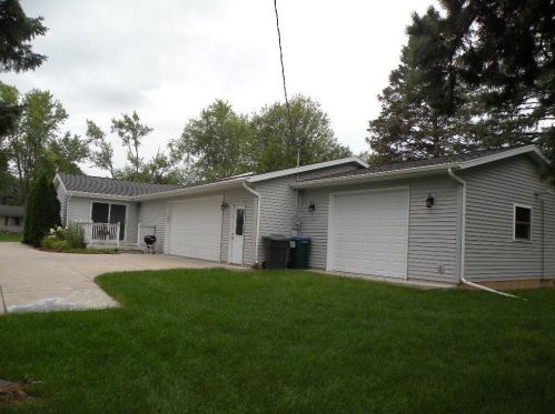 526 Hope Ave, Ripon, WI 54971-1708