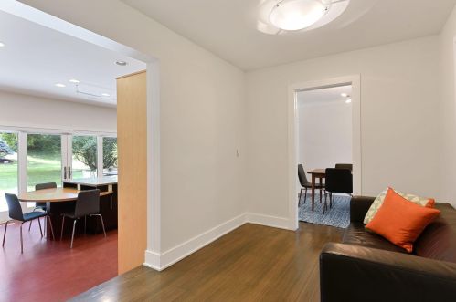 6812 Wooddale Ave, Minneapolis MN  55435-1635 exterior