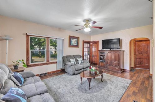818 Harrison St, Green Bay, WI 54303-3538