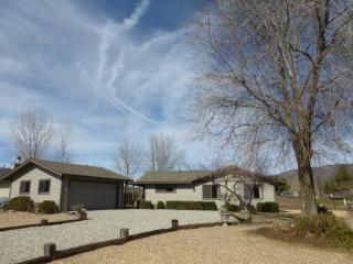 29751 Jamaica Dunes Dr, Tehachapi CA  93561-8584 exterior