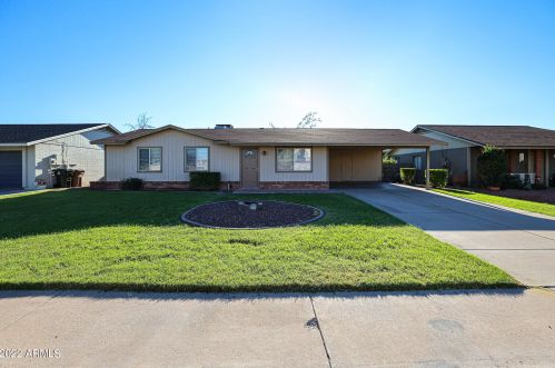 7807 109th Ave, Glendale, AZ 85307-1702