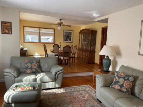 98 Rockwell Ave, Middletown NY  10940-4531 exterior