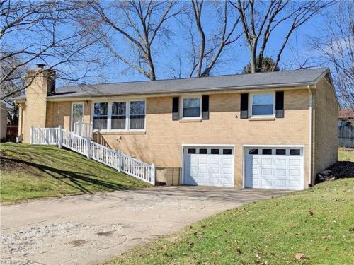3311 Catalina Ave, Massillon, OH 44646-2322
