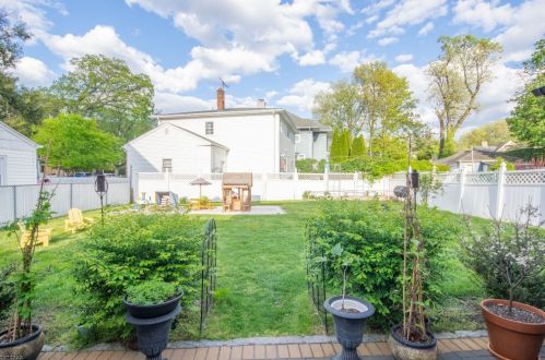 284 Passaic Ave, Nutley NJ  07110-2743 exterior