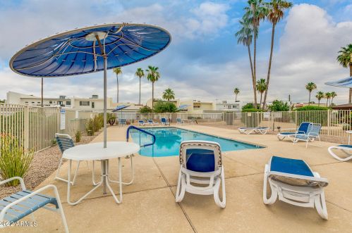 7724 Camelback Rd, Scottsdale AZ 85251-1801 exterior