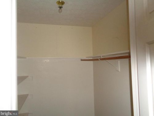 737 Lakeview Pkwy, Locust Grove VA  22508-5131 exterior