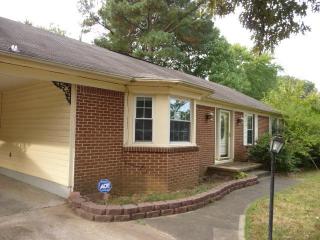 3040 Carriage Ln, Three Way, TN 38343-2001