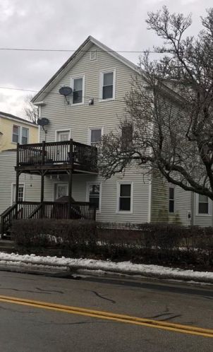 71 Lake St, Webster, MA 01570-2611