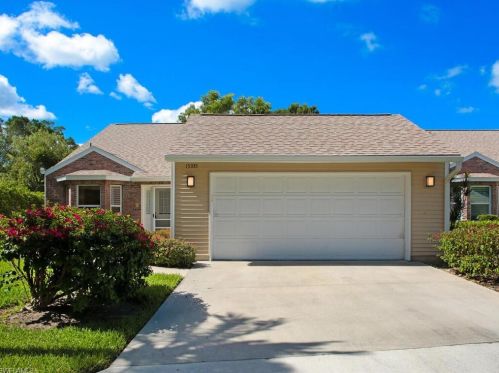 15335 Wimborne Ln, Naples, FL 34110-8678