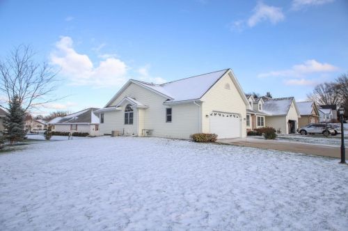 122 Evergreen Ln, Beaver Dam, WI 53916-3508