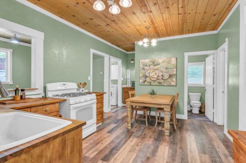 10680 Vera Ave, Felton CA  95018-8936 exterior