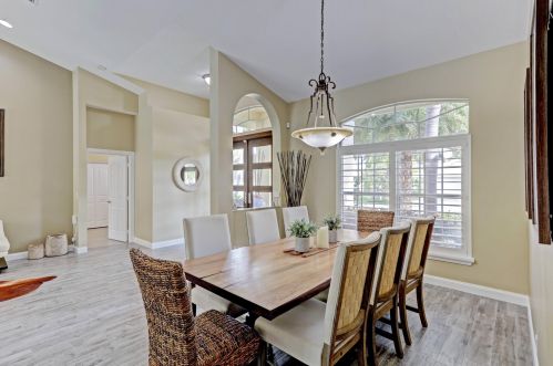 1241 Bimini Ln, West Palm Beach FL  33404-2770 exterior