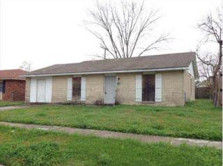 340 Federal Dr, Westwego, LA 70094-2433