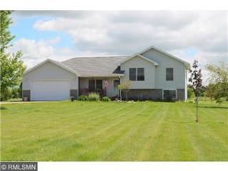 959 Fraser Ln, Hudson, WI 54016-7053
