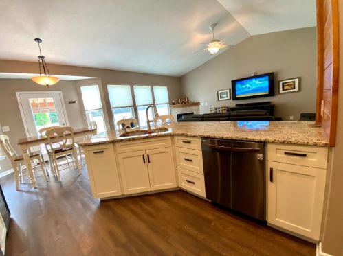 386 Shawnee Loop, Pataskala OH  43062-8179 exterior