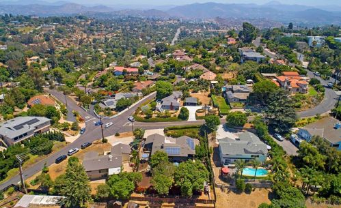 4594 Mayapan Dr, La Mesa CA  91941-7146 exterior