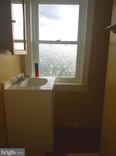 6428 Orrstown Rd, Orrstown, PA 17244-9529