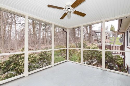 19 Loockerman Ave, Poughkeepsie NY 12601-5026 exterior