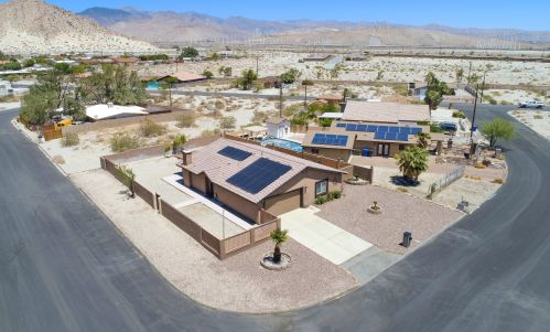 22175 Skyview Dr, Palm Springs, CA 92262-1149