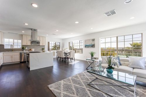 3580 Ethan Allen Ave, San Diego, CA 92117-5612