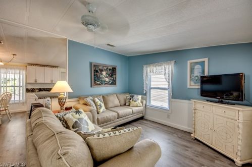 7196 Drum Dr, Saint James City FL  33956-2726 exterior