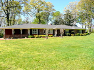 602 Crestview Dr, Madisonville, TN 37354-1547