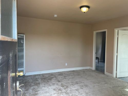 2552 1st Ave, San Bernardino, CA 92407-6138